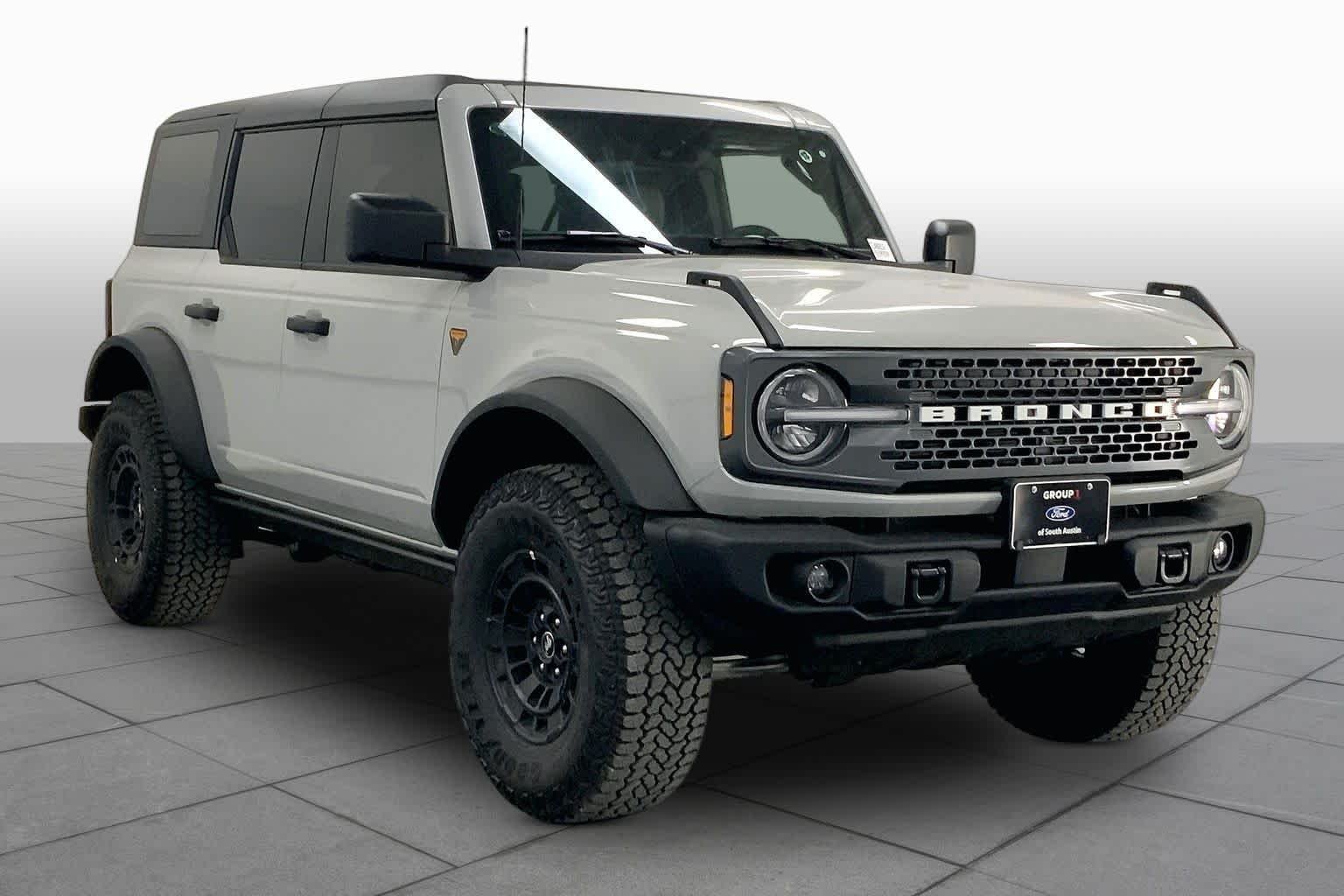 New 2026 Avalanche Gray Ford Badlands® image 2