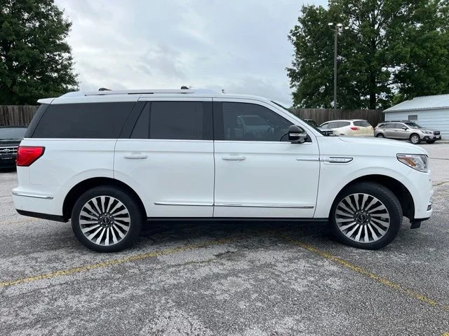 Used 2020 White Lincoln Reserve image 7