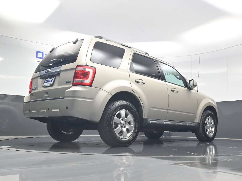 Used 2011 Gold Leaf Metallic Ford Limited image 41