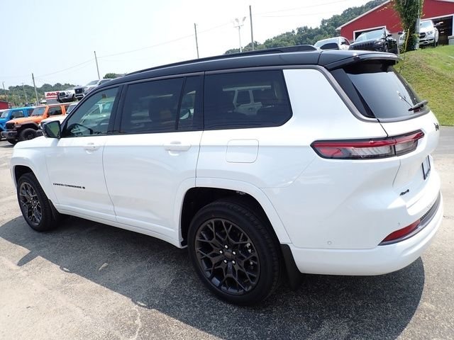 New 2026 Bright White Clear-Coat Exterior Paint Jeep Summit image 3