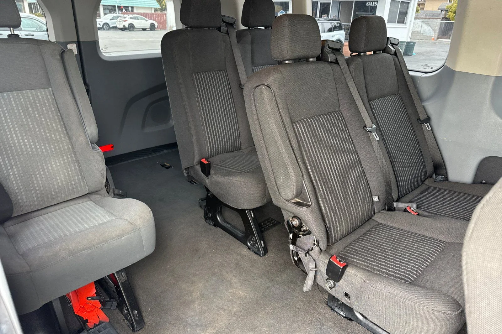 Certified Used 2019 Oxford White Ford XLT image 15