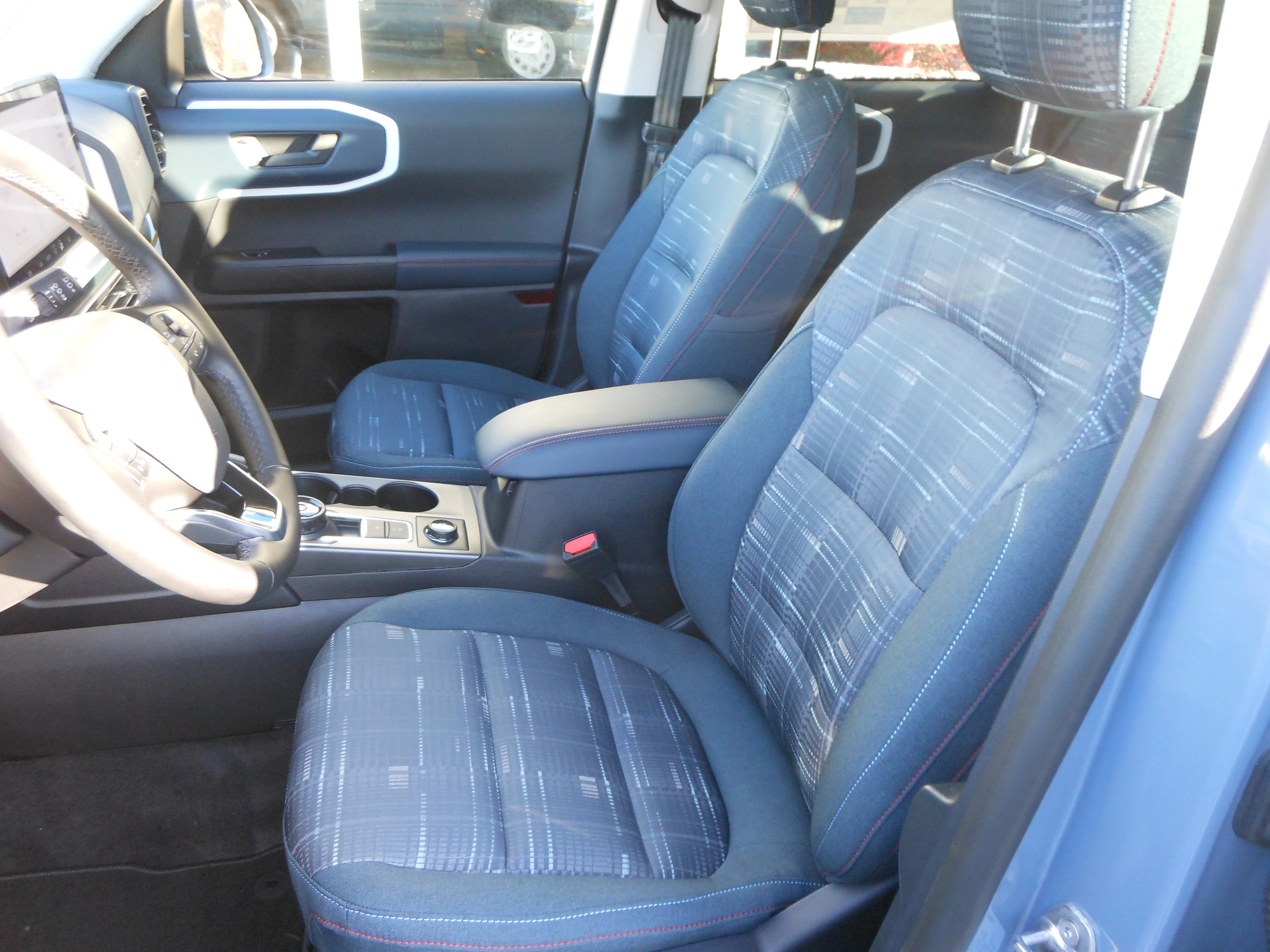 2025 Ford Bronco Sport Heritage - Photo 9