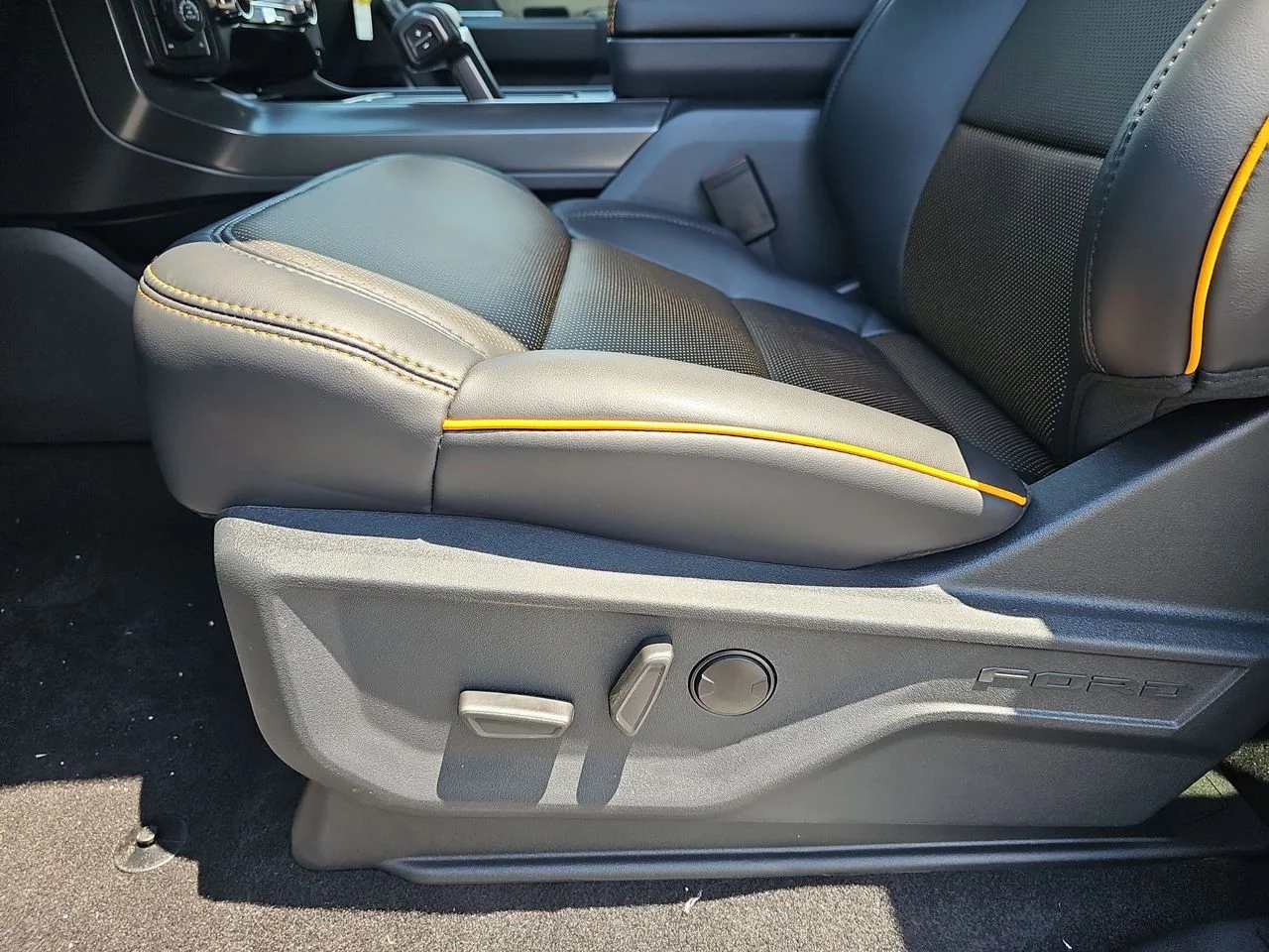 New 2026 Black Ford Tremor image 20