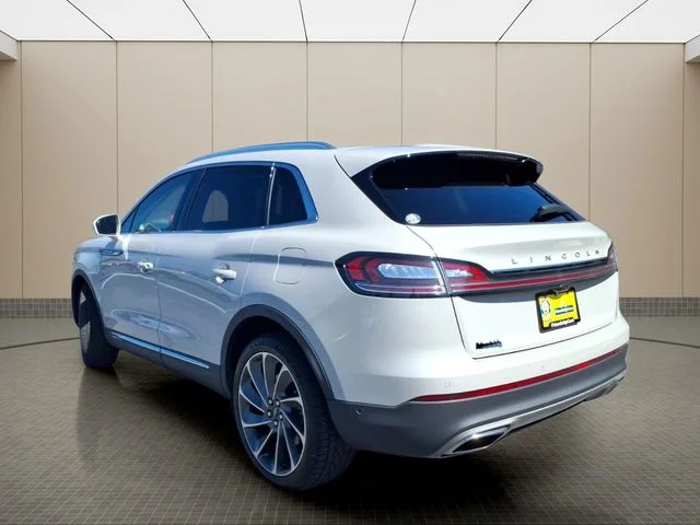 Used 2023 White Lincoln Reserve image 10