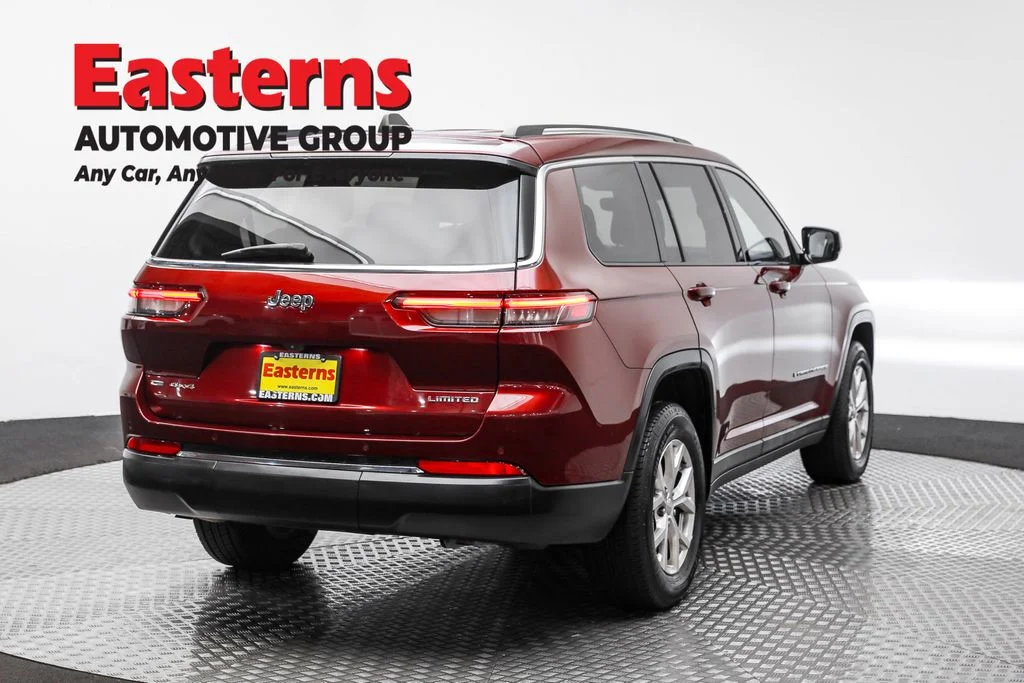 Used 2021 Red Jeep Limited image 5