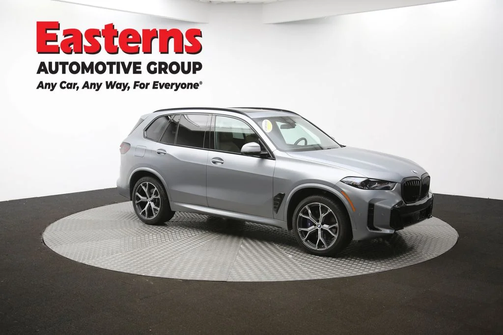Used 2025 Gray BMW xDrive40i image 49