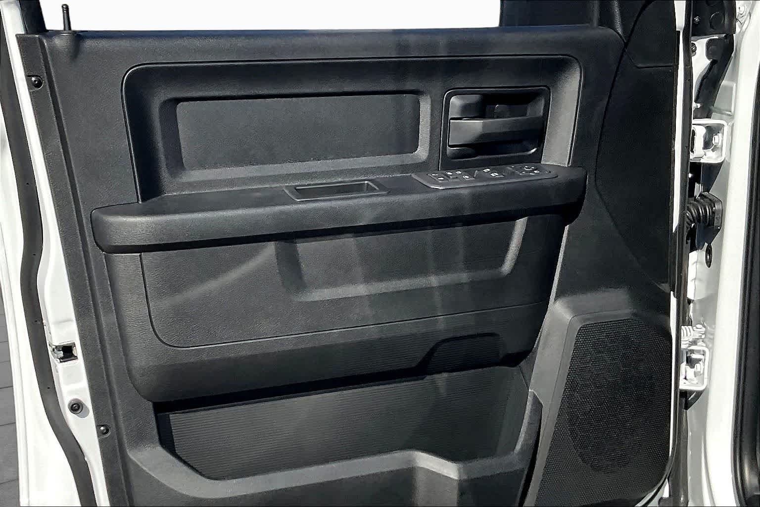 2026 RAM 2500 Tradesman - Photo 10