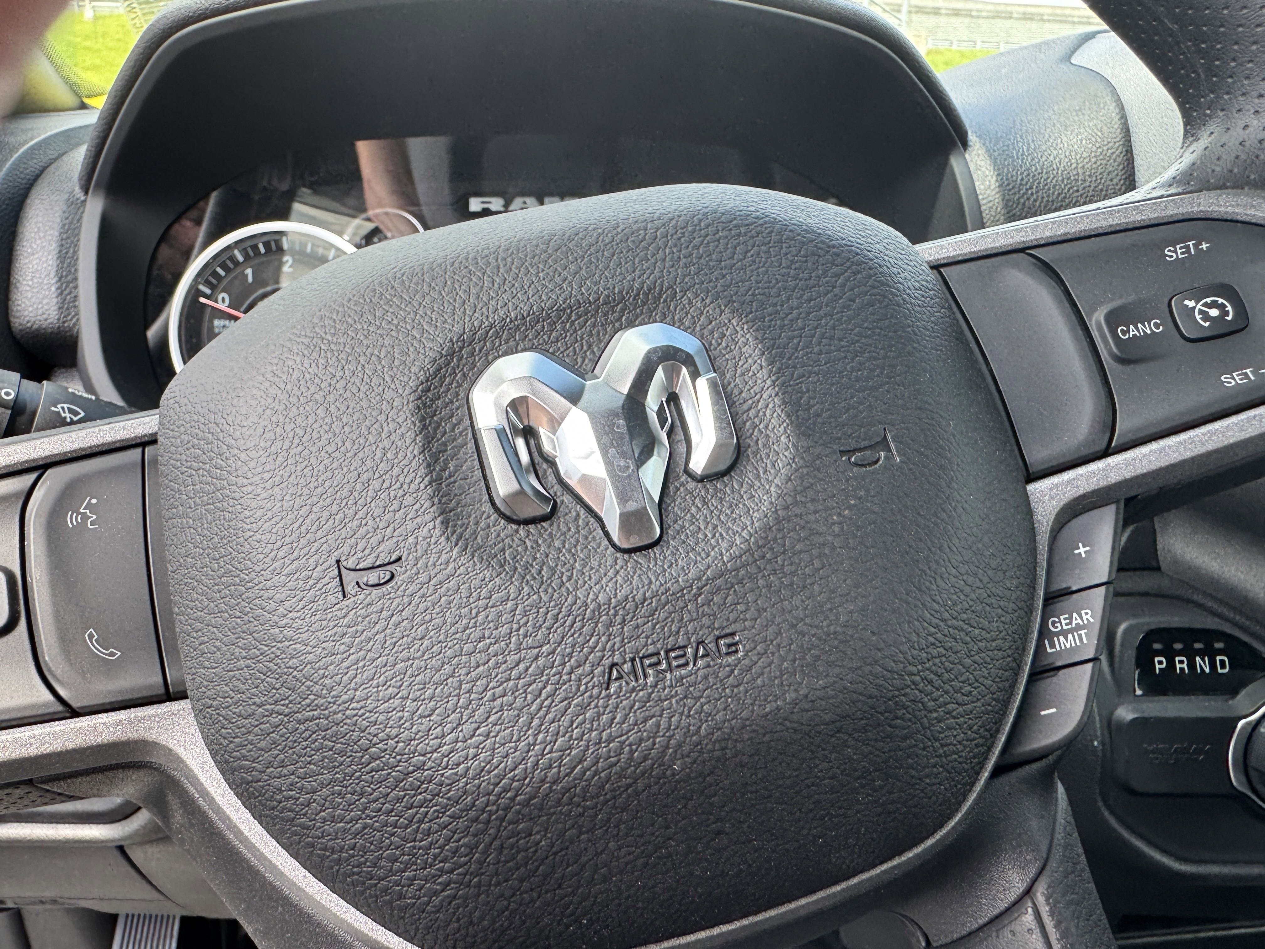 2024 RAM 2500 Tradesman - Photo 23