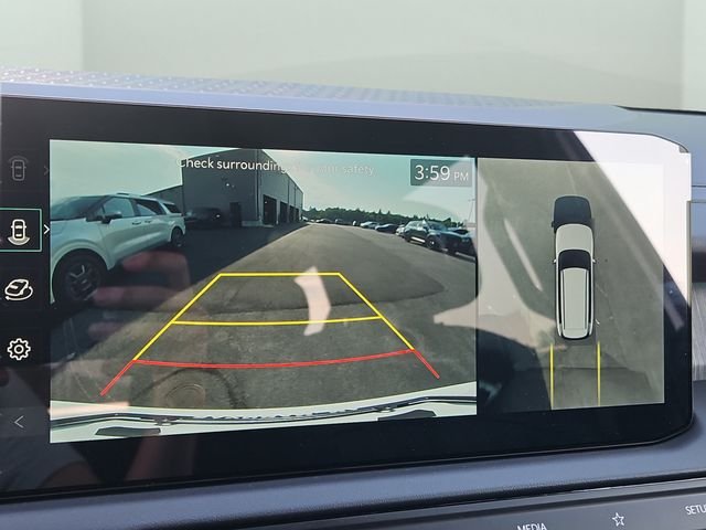 New 2027 White Kia SX Prestige image 8