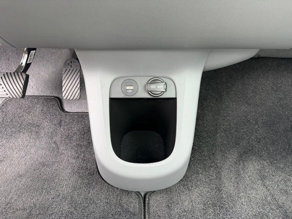 Used 2024 Atlas White Hyundai Limited image 26