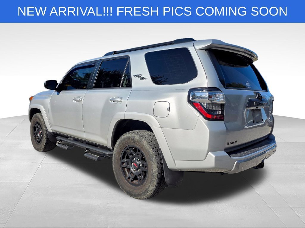 Used 2019  Toyota SR5 image 16