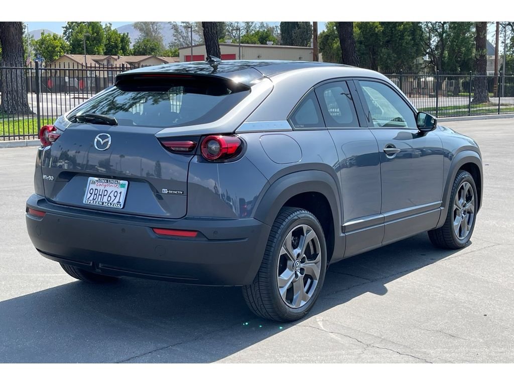 Certified Used 2022 Polymetal Gray Metallic Multi-Tone Mazda Premium Plus Package image 7