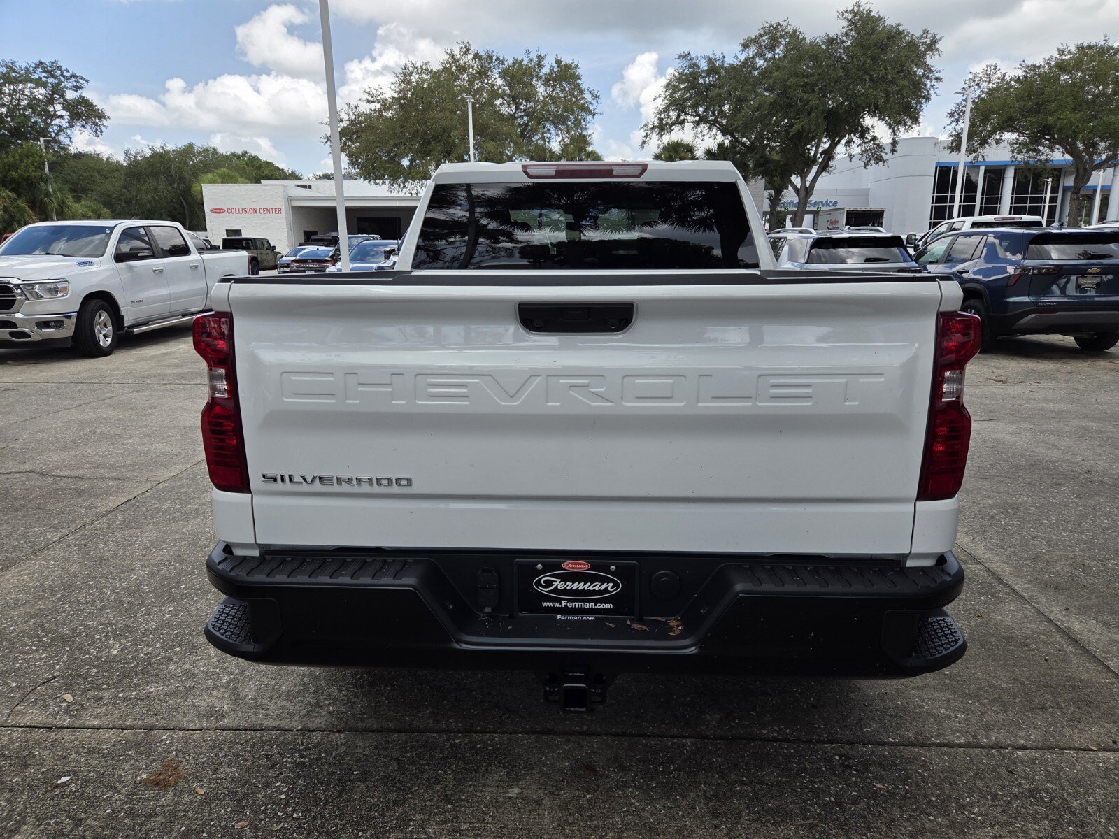 New 2026 Summit White Chevrolet WT image 6