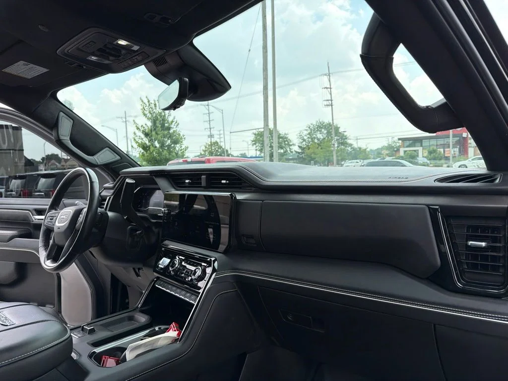 Used 2025 Black GMC AT4X image 25