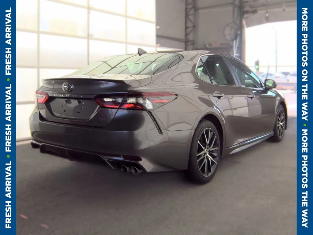 Used 2022 Gray Toyota SE image 5