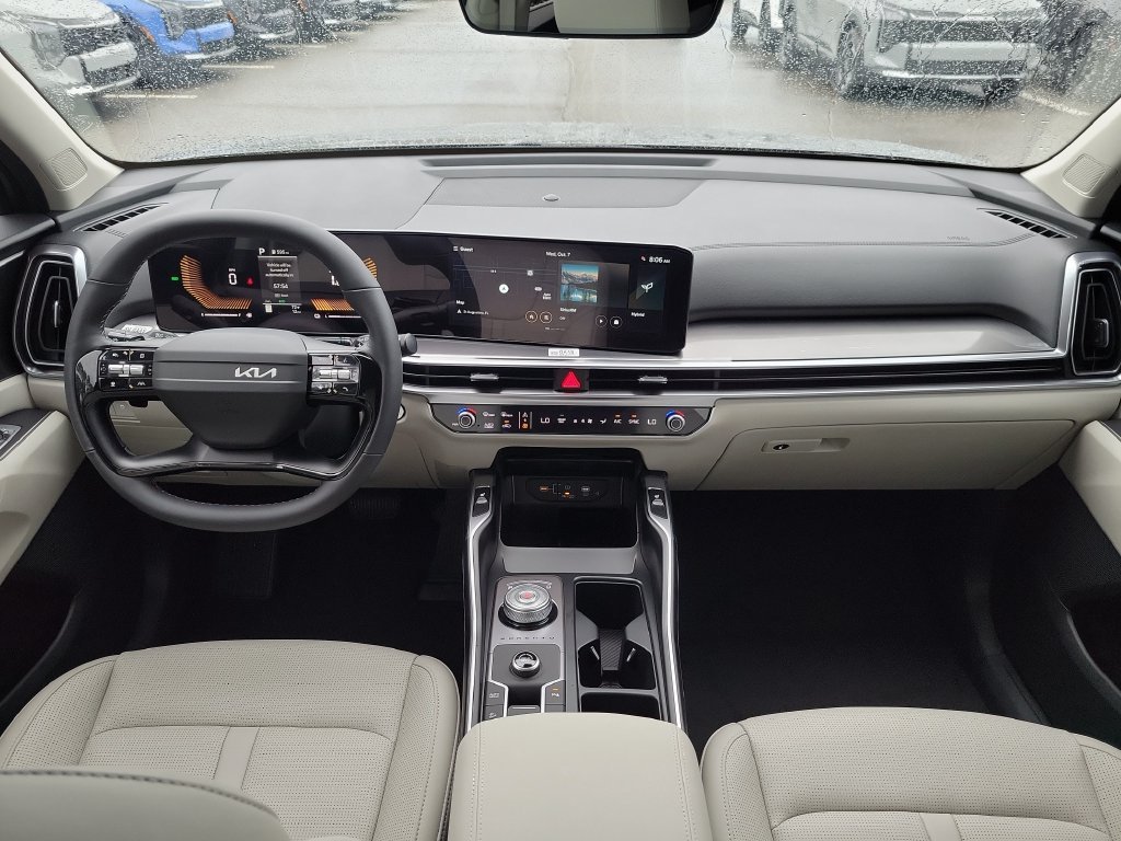 New 2026 Volcanic Sand Kia EX image 18