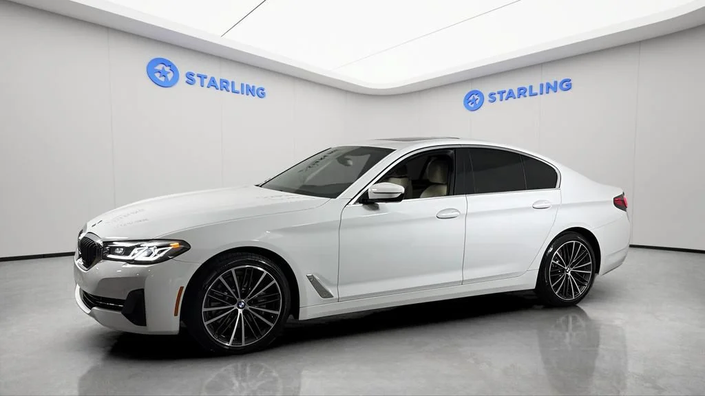 Used 2021 White BMW 530i image 2