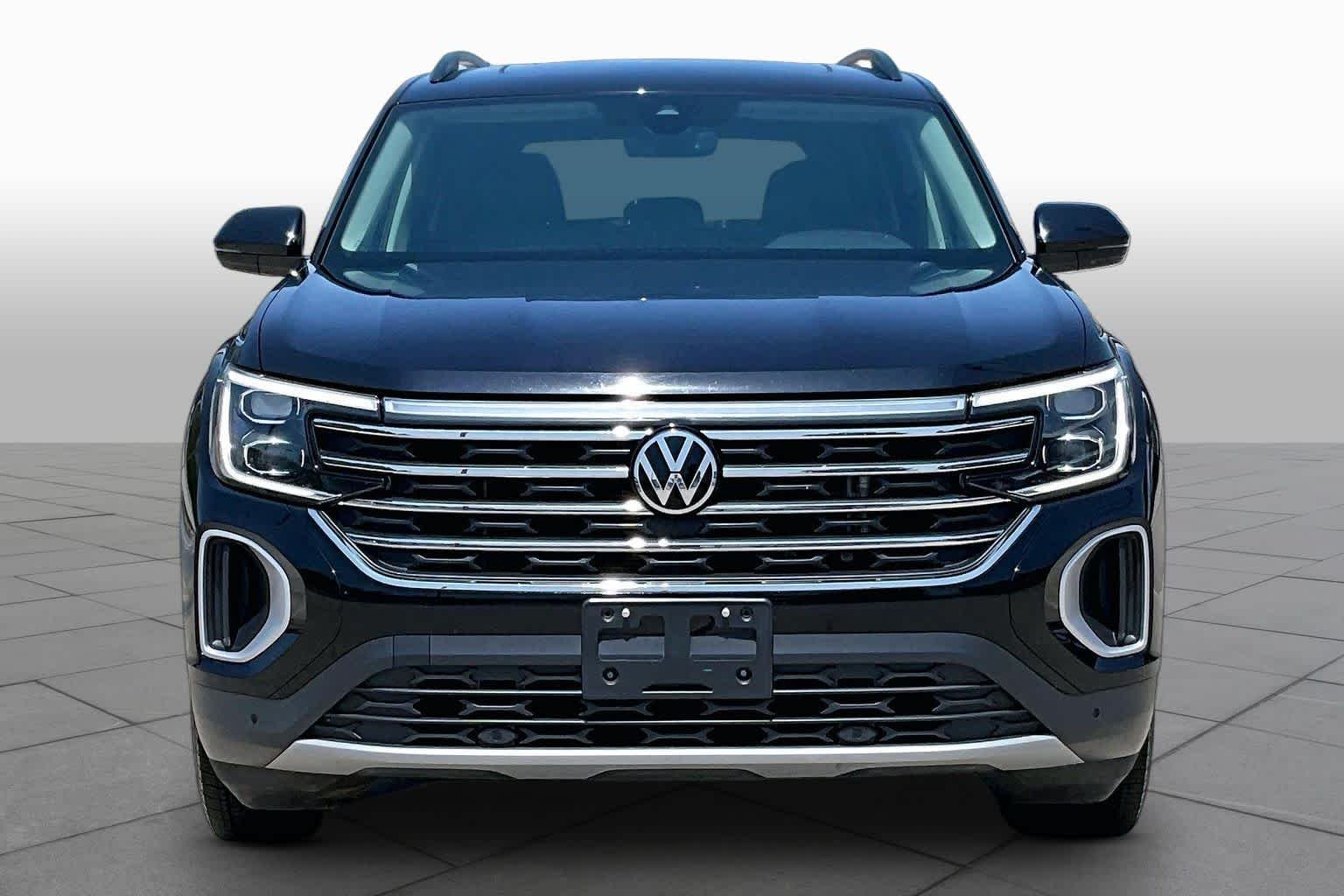 Pre-Owned 2024 Volkswagen Atlas 2.0T SE W/Technology