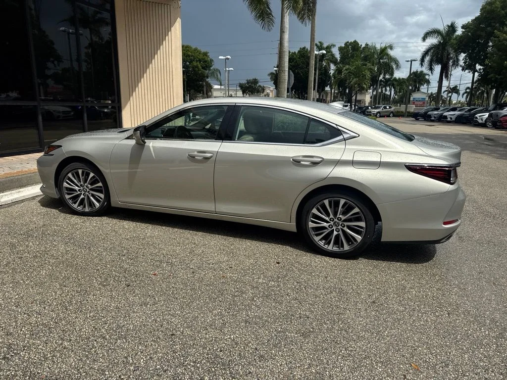 Certified Used 2020 Beige Lexus 350 image 9