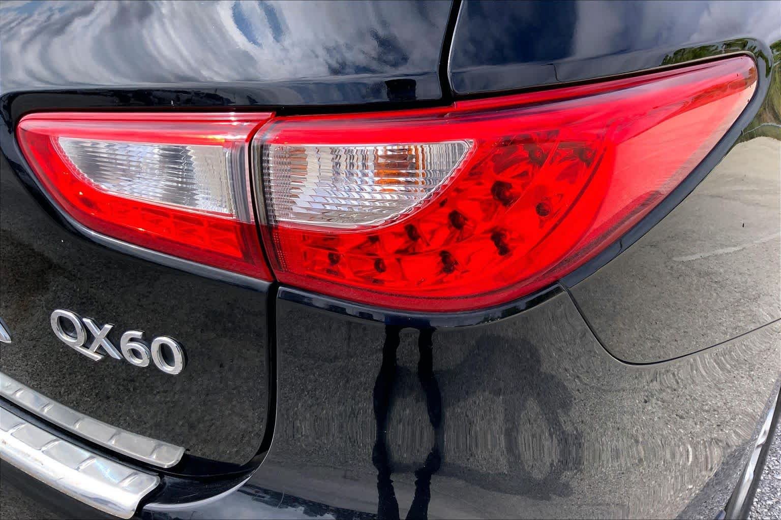 Used 2015 Black Obsidian INFINITI  image 30