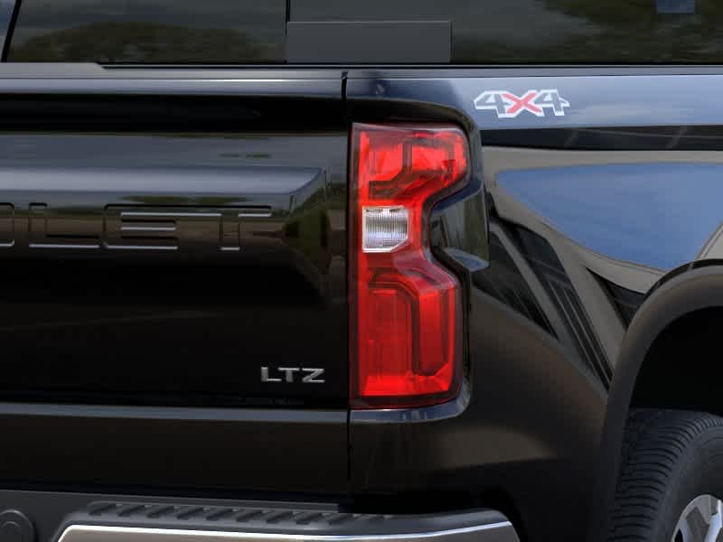 2025 Chevrolet Silverado 1500 LTZ - Photo 11