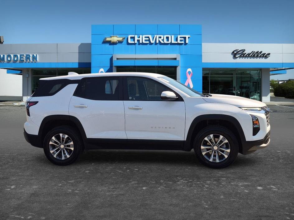 Used 2026 Summit White Chevrolet FWD LT image 6