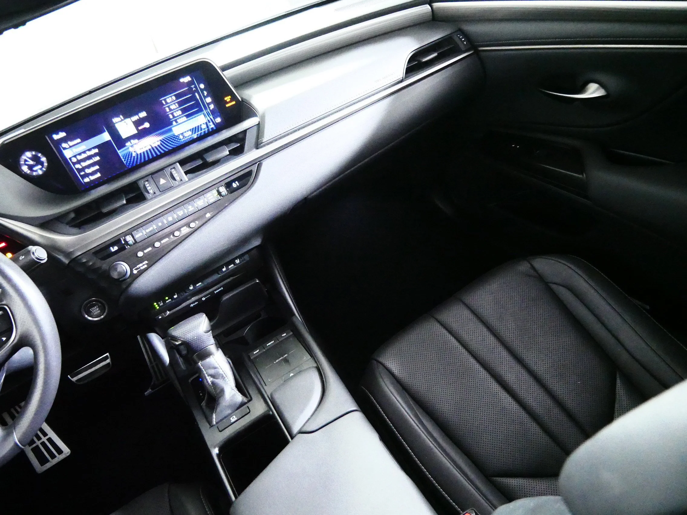 Used 2020 Nebula Gray Pearl Lexus ES 350 F SPORT image 11