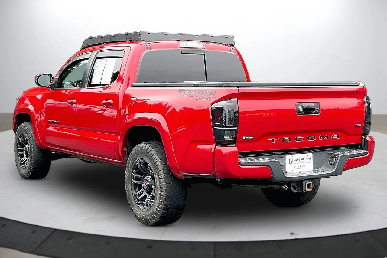 Used 2017 Red Toyota SR image 7