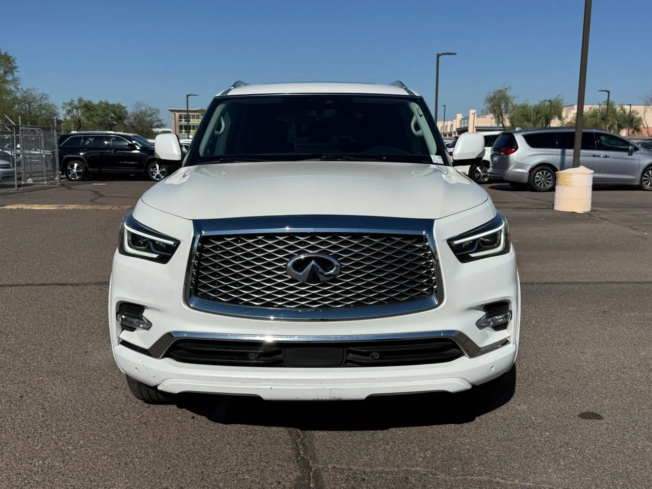 Used 2022 Moonstone White INFINITI Luxe image 1