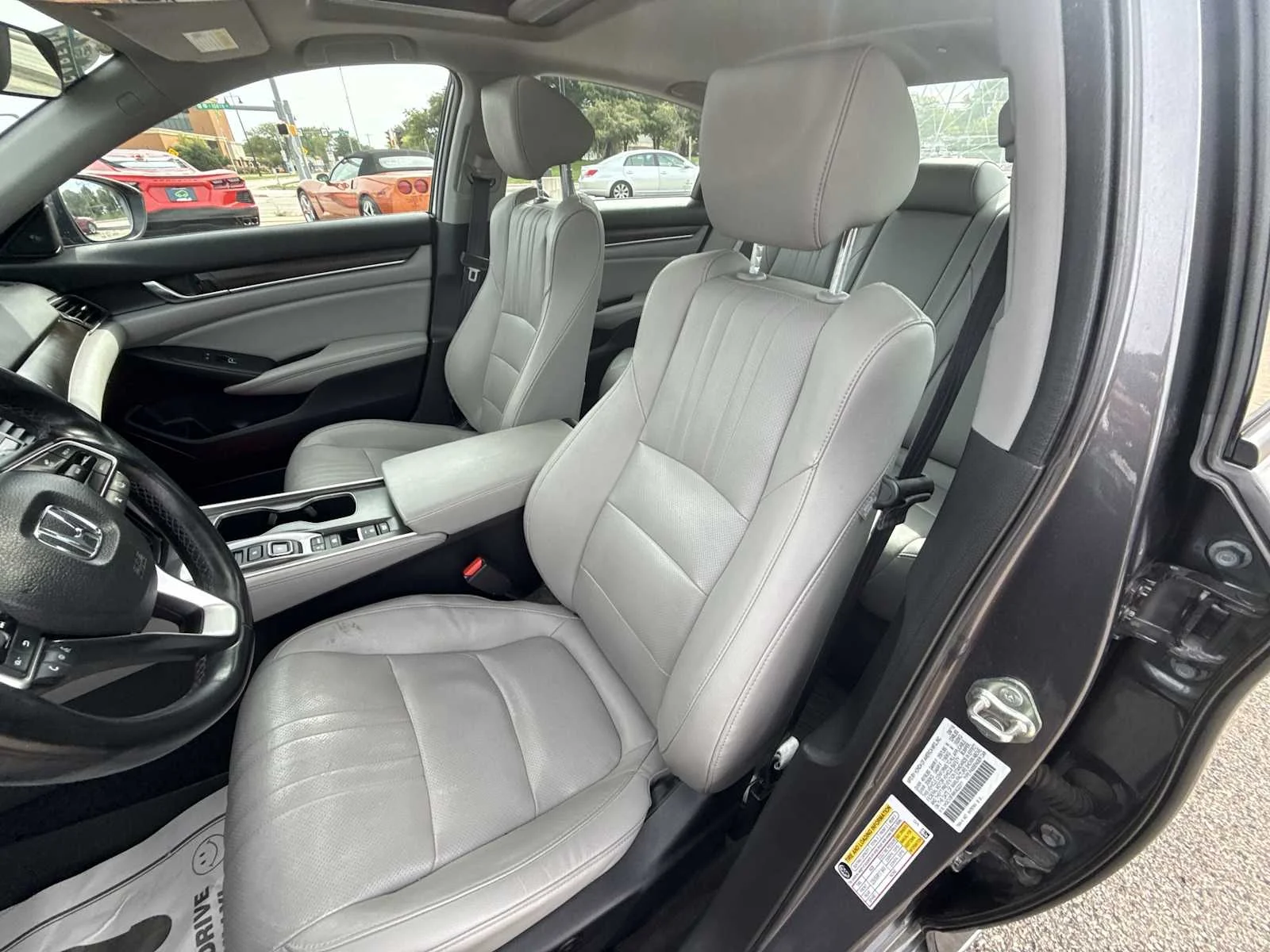 2019 Honda Accord Hybrid Touring - Photo 20