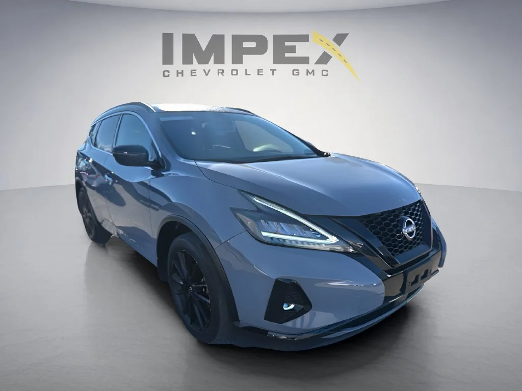 Used 2024 Gray Nissan SV image 7