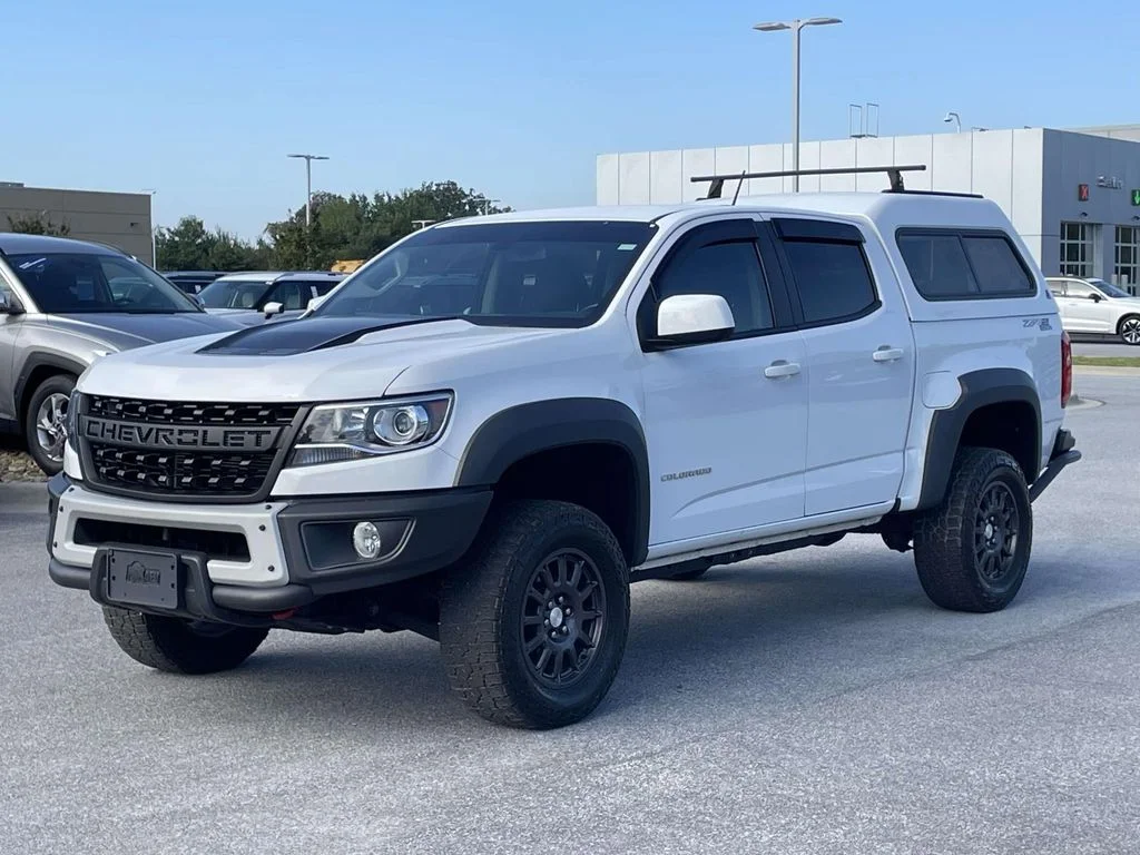 Used 2022 Summit White Chevrolet 4WD ZR2 image 3