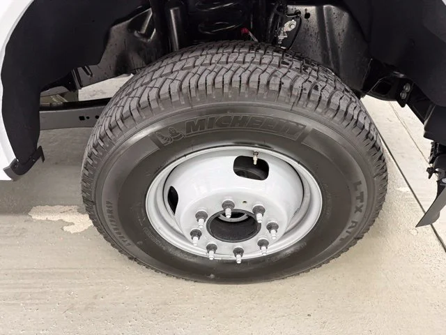 New 2026 Oxford White Ford F-350® XL image 26