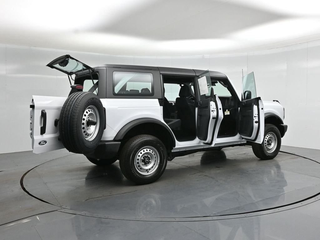 New 2026 Oxford White Ford Base image 5