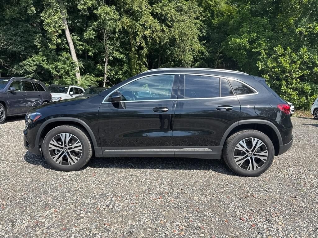 Used 2026 Black Mercedes-Benz GLA 250 image 3