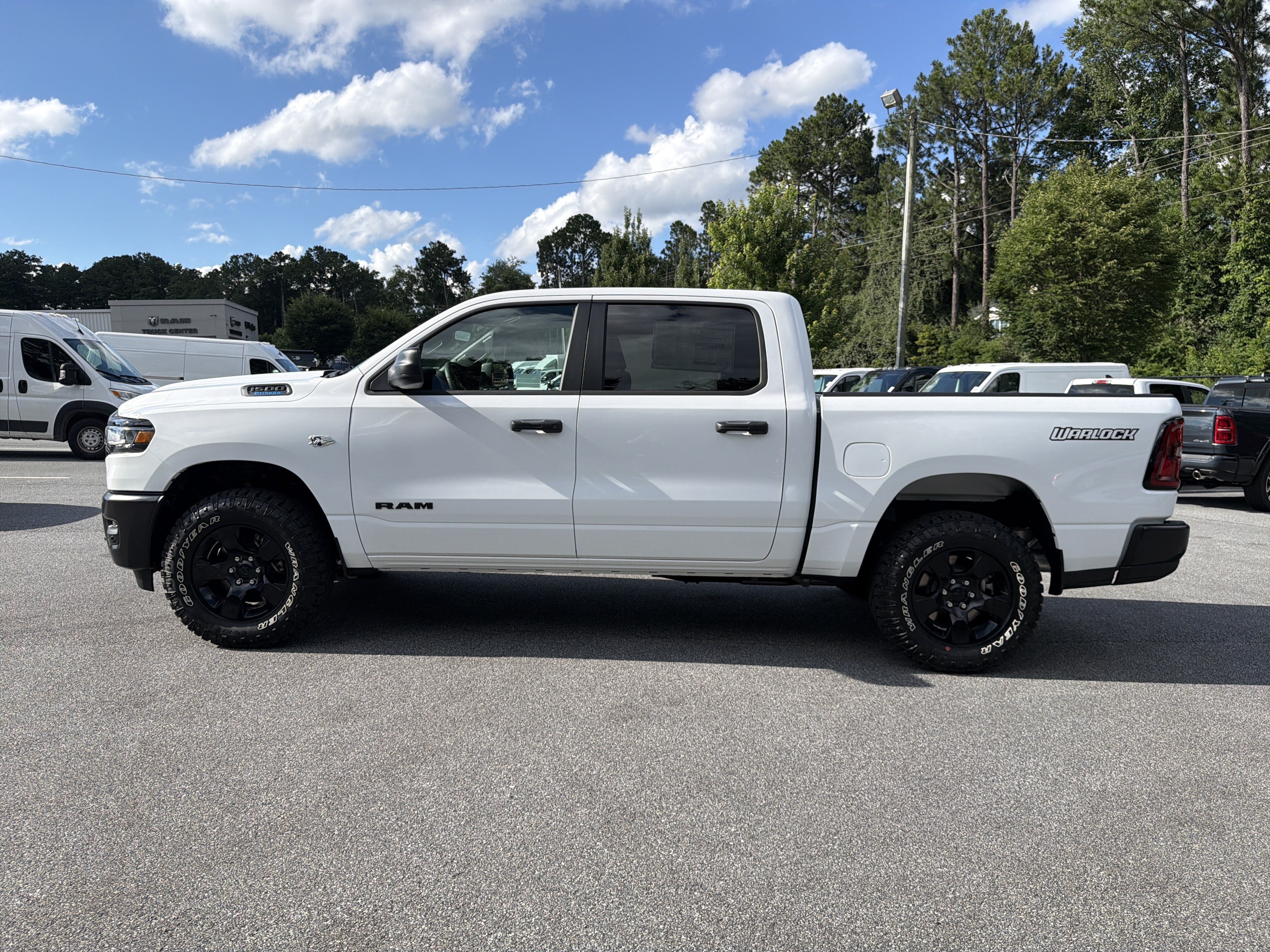 New 2026 Bright White Clear-Coat Exterior Paint RAM Warlock image 4
