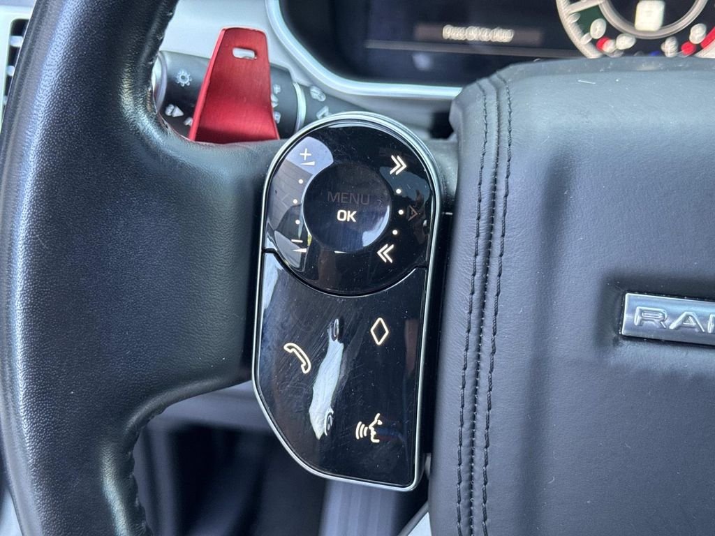 Used 2019 SVO PALETTE WHITE Land Rover SVAutobiography image 32