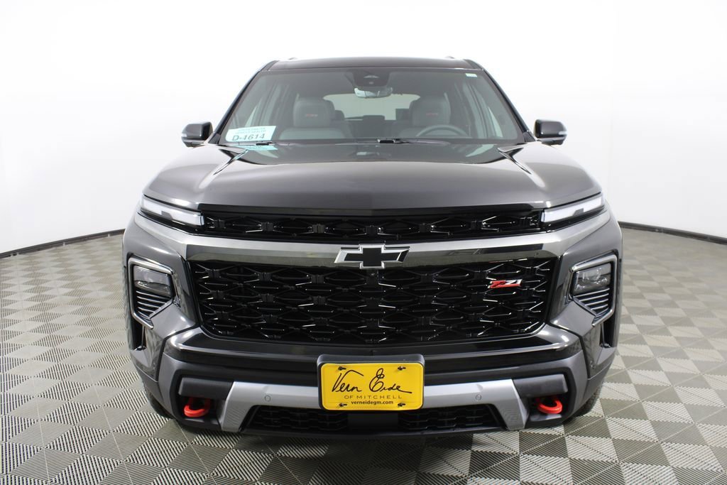 New 2026 Mosaic Black Metallic Chevrolet Z71 image 2