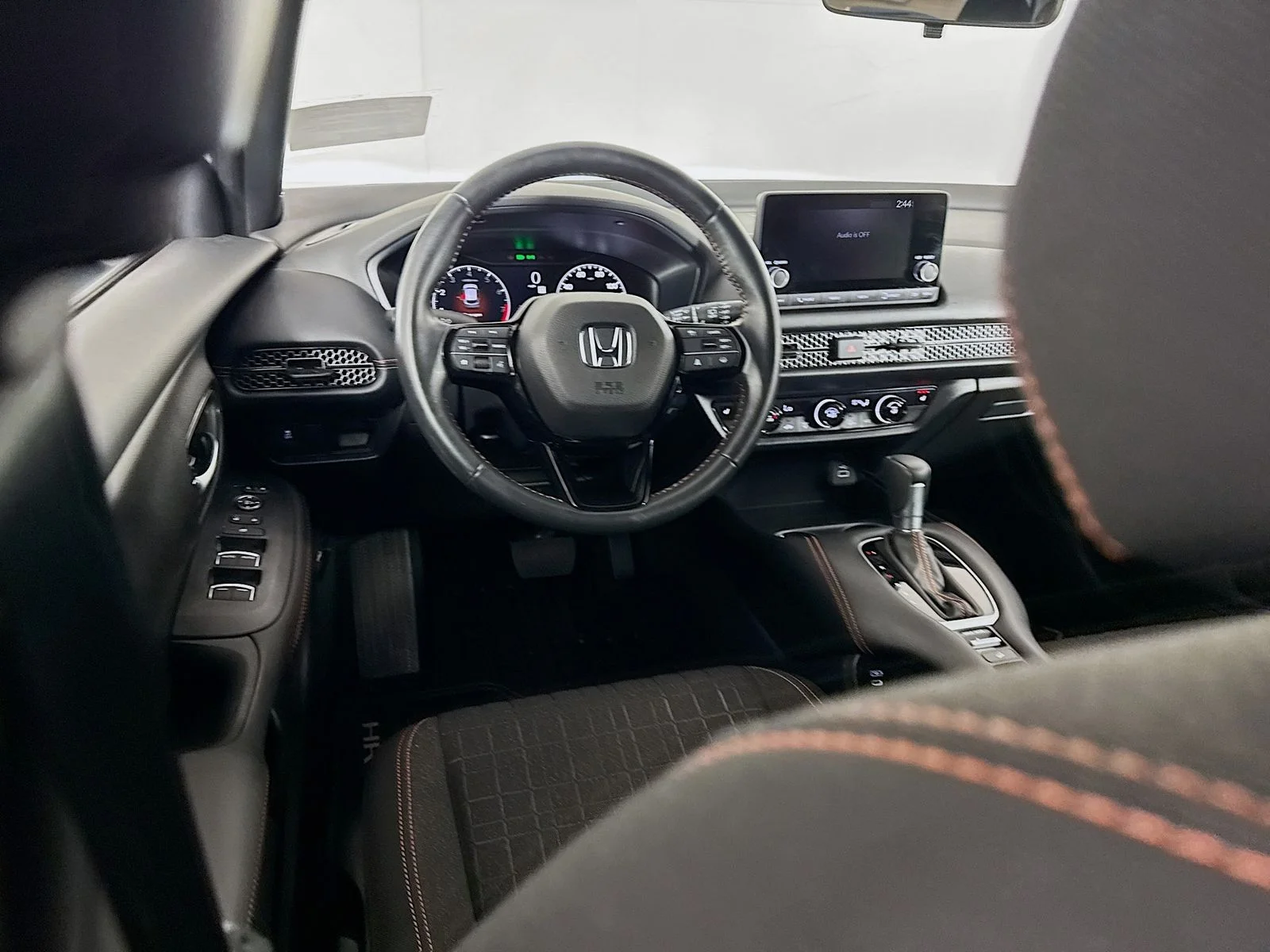 Used 2024  Honda Sport image 21
