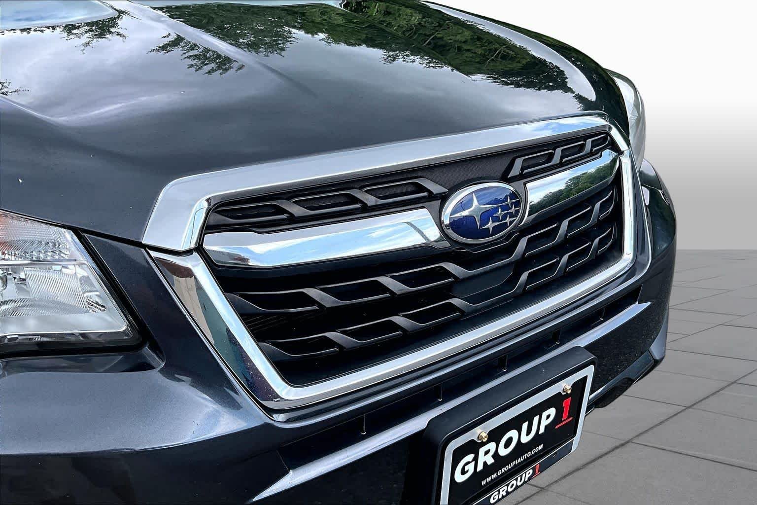 Used 2017 Dark Gray Metallic Subaru Premium image 31