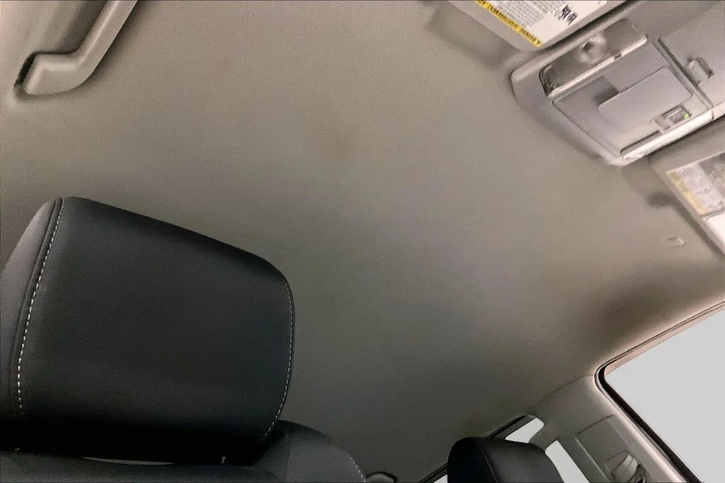 Used 2021 Black Toyota SR5 image 28