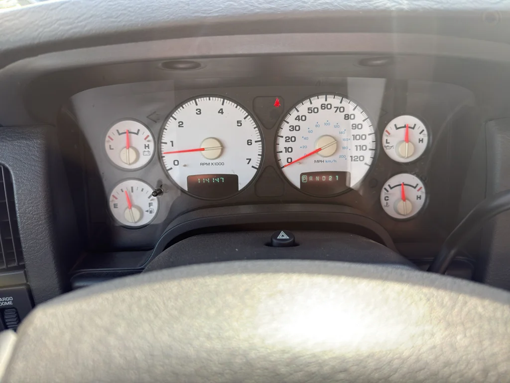 Used 2004 Black Clearcoat Dodge SLT image 17