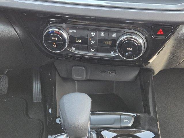 2026 Chevrolet Trax Activ - Photo 10