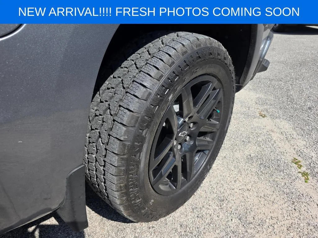Used 2022 Satin Steel Metallic Chevrolet RST image 9