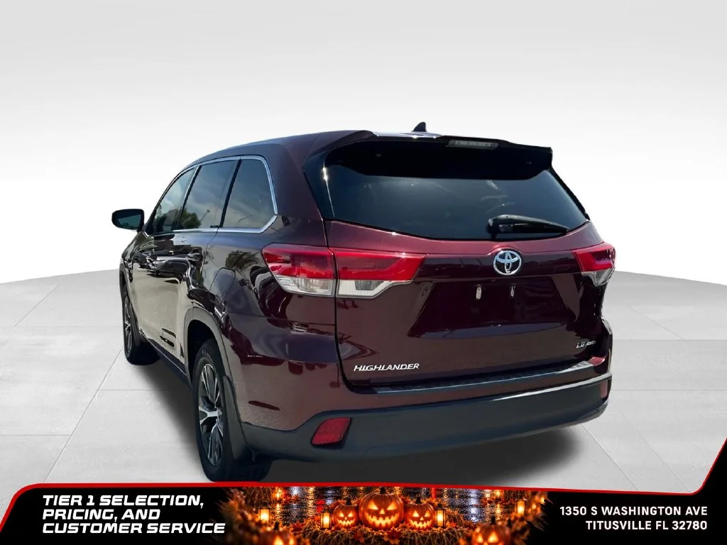 Used 2018 Red Toyota LE Plus image 5
