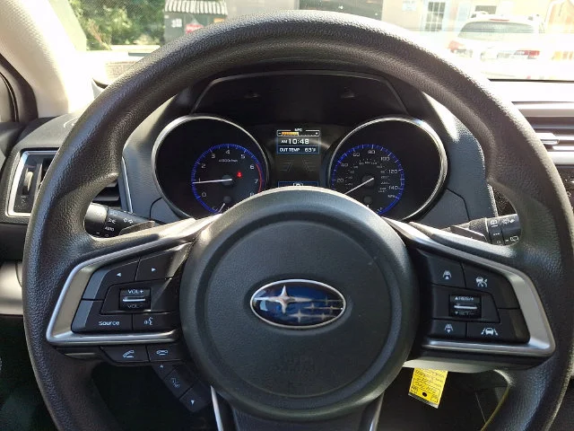 Used 2019 Silver Subaru 2.5i image 23