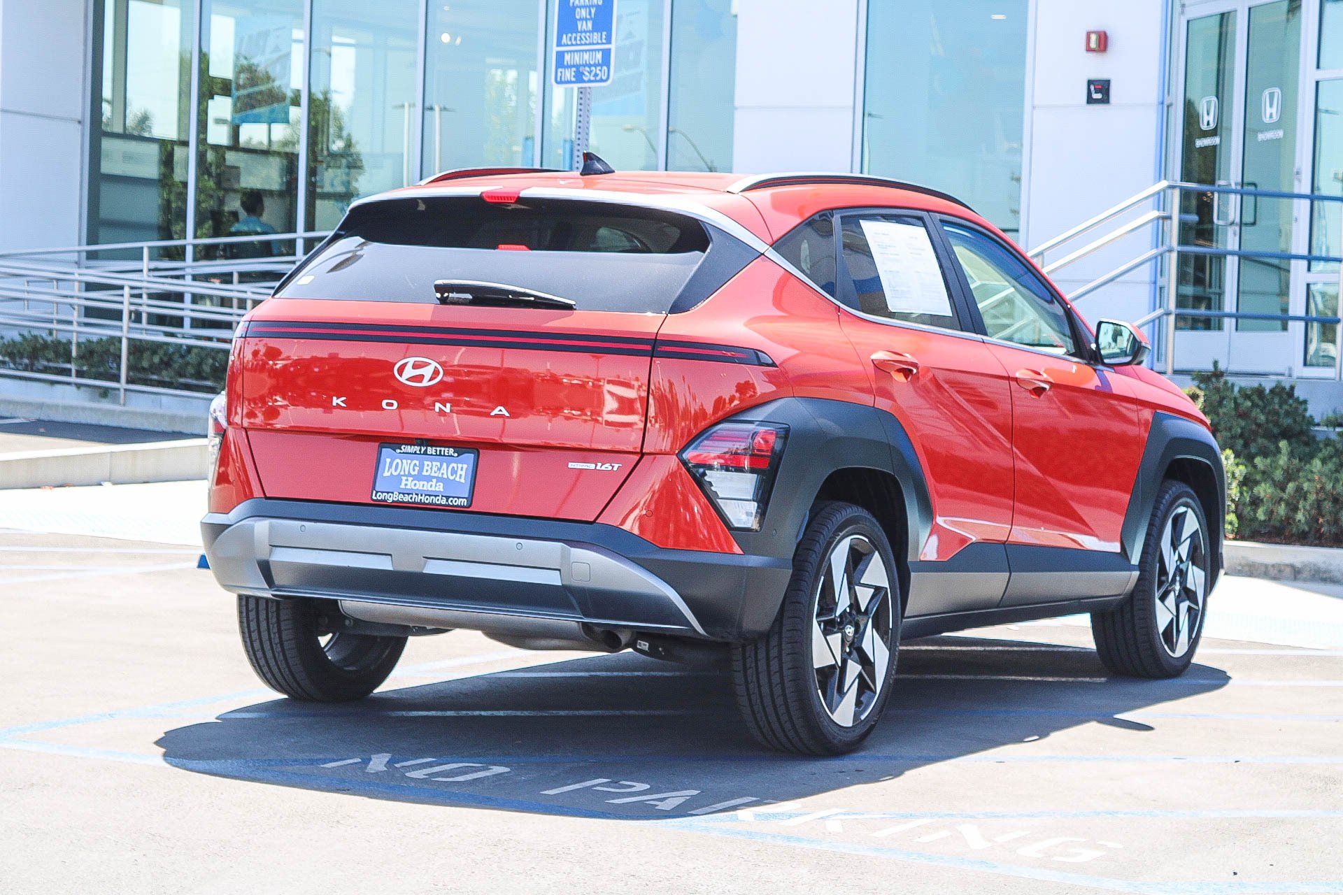 2024 Hyundai Kona Limited - Photo 6