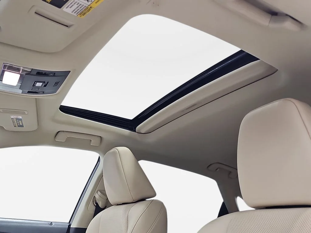 Certified Used 2022 White Lexus 450h image 29
