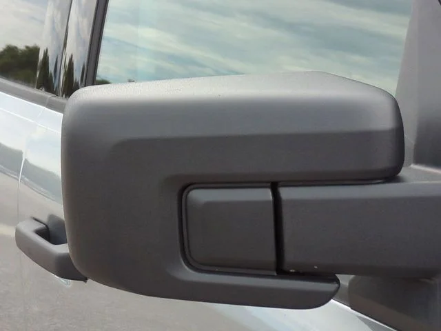 New 2026 Iconic Silver Metallic Ford XLT image 12