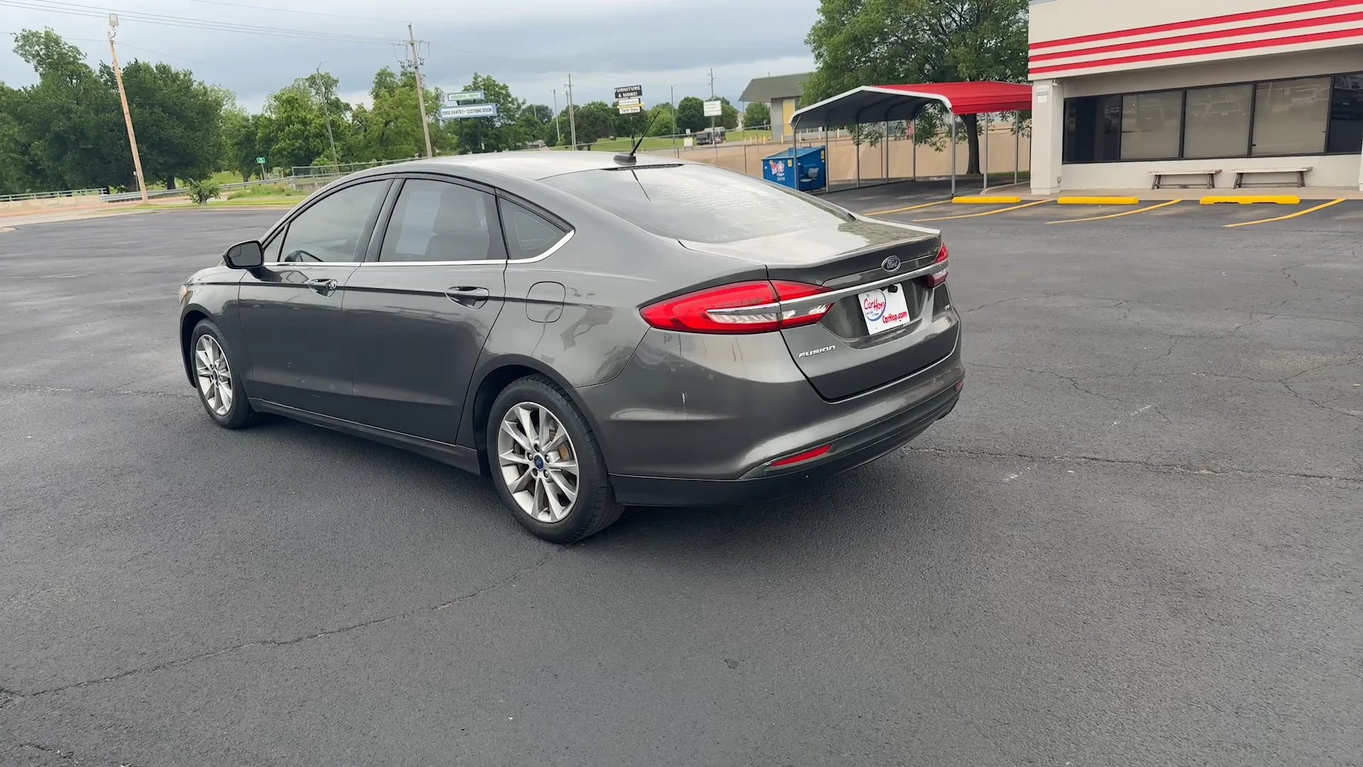 Used 2017 Gray Ford SE image 7